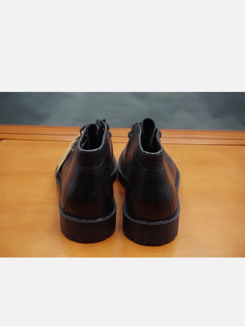 Born sleek black